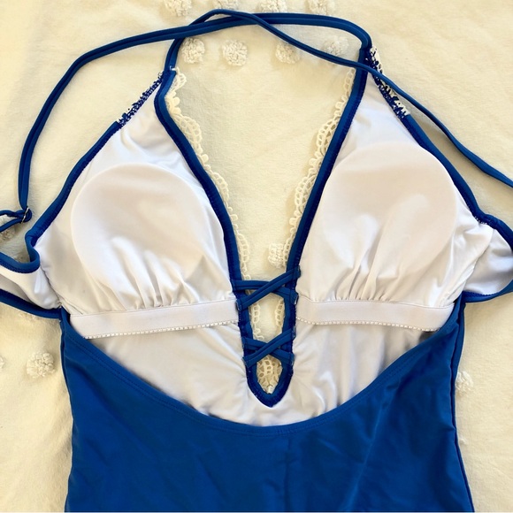 CUPSHE Swimsuit One Piece Boho Plunge-Neck Lace - Picture 5 of 16